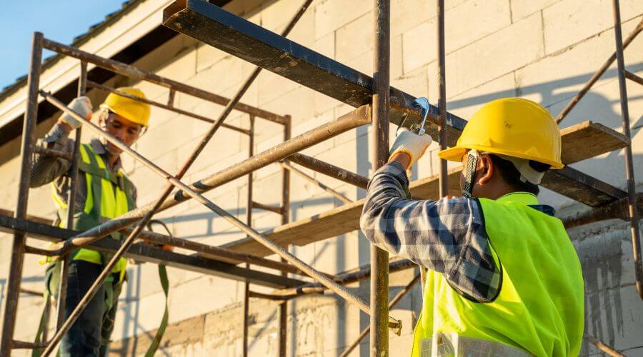 Professional residential roofers in Castor, LA